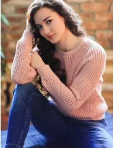 Elite escort service in Diamond Harbour for home and hotel visits